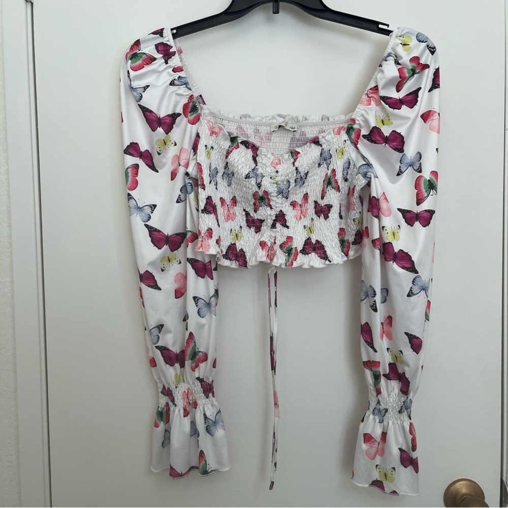 O.Vianca Butterfly White Blouse Cropped with Smocked Detail Puffy Sleeves Large